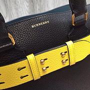 Burberry The Belt Leather Yellow/Black Handbag - 2