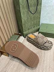 Gucci Women's Platfrom GG Canvas Beige Slide Sandal - 3