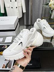 Givenchy Men's TK-MX Runner white Sneakers - 2