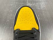 Air Jordan 1 Low Appears In “Yellow Ochre” Toe 553558-072 - 5