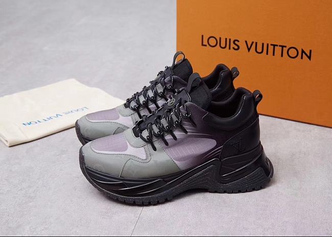 Louis Vuitton Run Away Pulse - 1