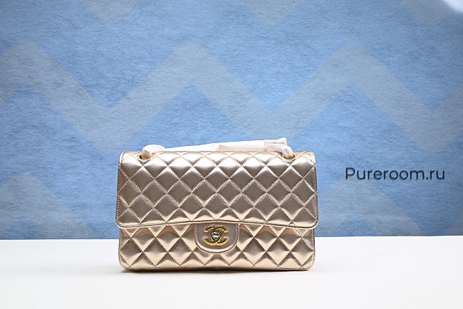 CHANEL Gold Quilted Striated Patent Leather Classic Medium Double Flap Bag 25cm - 1