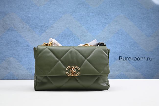Chanel 19 Handbag Lambskin Gold-Tone Silver-Tone & Ruthenium-Finish Metal Green 26cm - 1