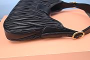 Matelassé Nappa Leather Shoulder Bag Miu Miu 29cm - 3