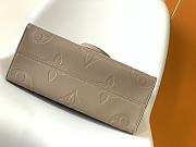 LV x YK onthego bag cream  34*26*13cm - 6