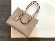 LV x YK onthego bag cream  34*26*13cm - 2