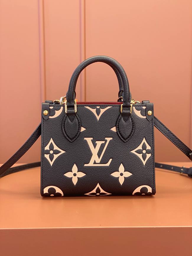 LV onthego BB black 18*15*8.5cm - 1