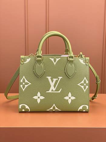 LV onthego  bag green 25*19*11.5cm