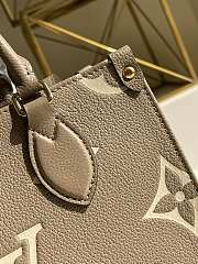 LV M45659 onthego bag  25*19*11.5cm - 4