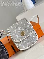 LV Neverfull BB bag white 18*14*6cm - 1