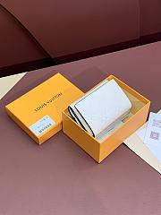 LV women wallet  white 11.5*8.5*4cm - 4