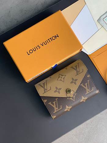 LV brown wallet 12*9.5*1.5CM