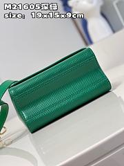 LV Twist bag M21605 dark green19*15*9cm - 4