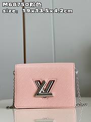 LV twist belt bag M68750 pink  19*13.5*4.2cm - 1