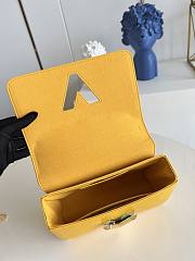 LV M59896 Twist bag yellow 23*17 *9.5cm - 4