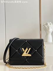 LV M5282 Twist bag black diamond 23*17*9.5 - 1