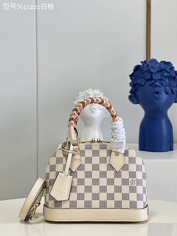 Louis Vuitton Alma Bag M41221 23.5* 17.5 * 11.5cm