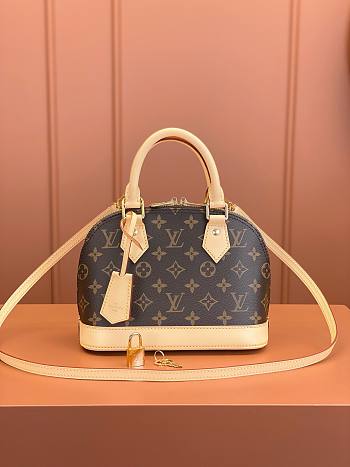 Louis Vuitton Small Shell Bag Monogram 23.5*17.5*11.5cm 