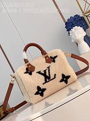 Louis Vuitton Speedy Bandoulière 25 Cream/Brown Shearling  25*19*15cm  - 1