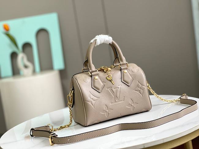 LV Speedy Bandoulière 20  Light brown  20.5*13.5*12 - 1