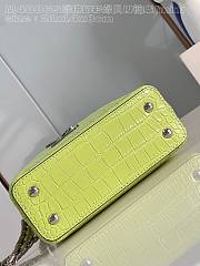 Louis Vuitton Capucines nano Mini green bag Chain  21*14*8cm - 3