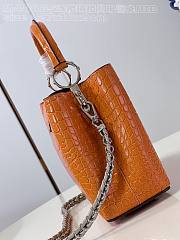 Louis Vuitton Capucines nano BB orange bag Chain  27*18*9cm - 2