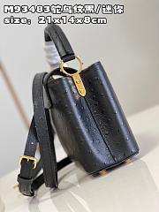 Louis Vuitton Capucines Mini   bag M93483 black  21*14*8cm - 5