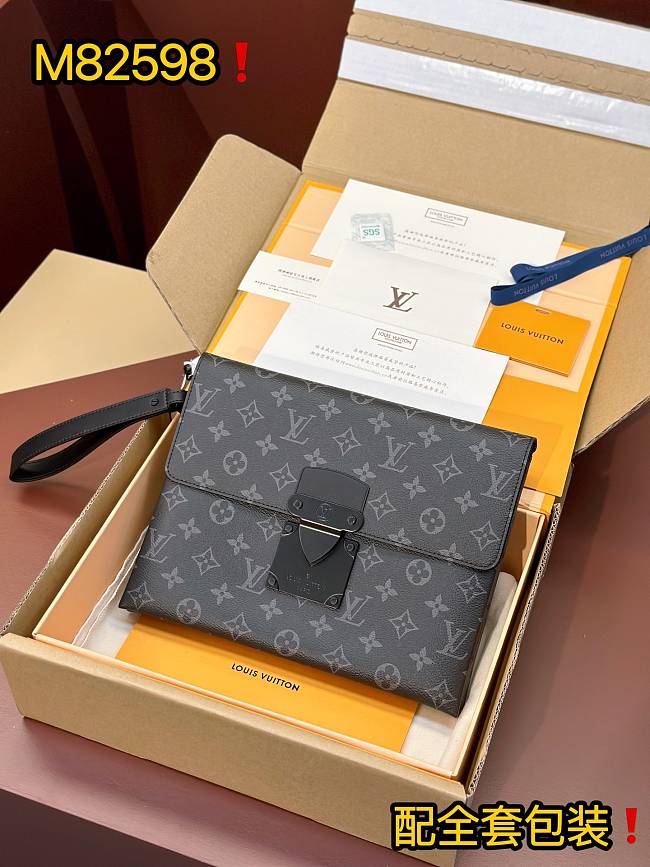 Louis Vuitton Pochette  S-Lock black bag  28*22.5*3.5cm - 1