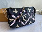 Louis Vuitton  M81140 Mini Pochette Accessoires Monogram Emp  15.5*10.5*4 cm - 2