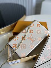 Louis Vuitton M80498  Pochette  By The Pool Off-white chain  21*12*3 cm - 3