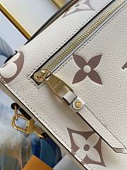 Louis Vuitton  M45773  Pochette Metis Off-white   25*19*7cm - 3