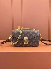 Louis Vuitton  POCHETTE MÉTIS EAST WEST bag  dark brown  21.5*13.5*6cm - 1