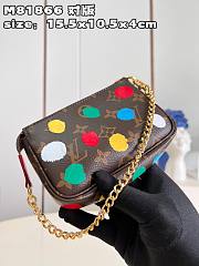 LV x YK Mini Pochette Accessoires M81866 15.5*10.5*4cm - 2