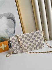 Louis Vuitton POCHETTE FELICIE N63032  Purple and white plaid chain bag 21*11*2cm - 2