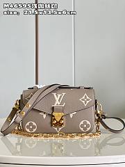 Louis Vuitton M46595  Pochette Métis East West bag   Light coffee screen printing    21.5*13.5*6cm - 1