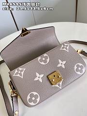 Louis Vuitton M46595  Pochette Métis East West bag   Light coffee screen printing    21.5*13.5*6cm - 5