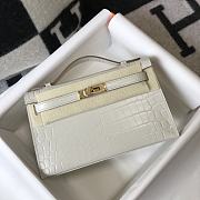 Hermes Kelly Pochette white bag  22cm  - 6