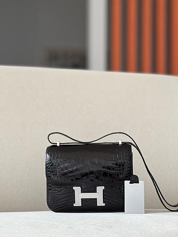 Hermes CJG19 black  silver lock bag  19*15*4cm