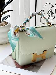 Hermes crossbody   lemon green gold lock bag - 4