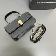 Bvlgari crossbody bag  black texture  20CM - 5