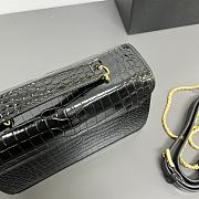 Bvlgari crossbody bag  black texture  20CM - 3