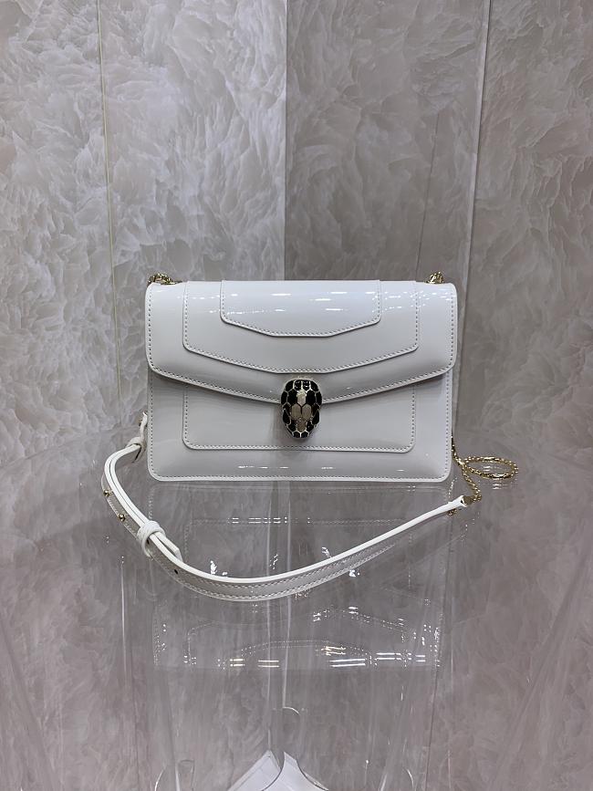 Bvlgari crossbody bag white     22*13*5cm - 1