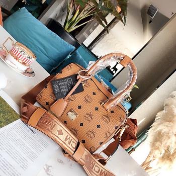 MCM Shoulder bag 191015C-24*17cm