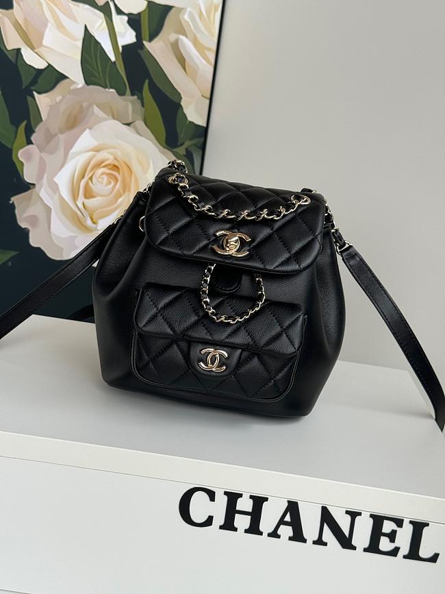 Chanel Backpack Lambskin AS2908 Black  18×18×12cm - 1