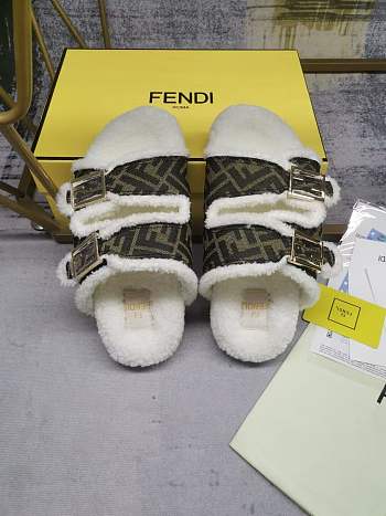 Fendi wool slippers  brown