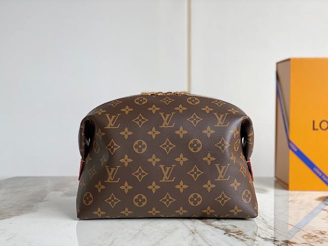  LV cosmetic bag 27CM - 1