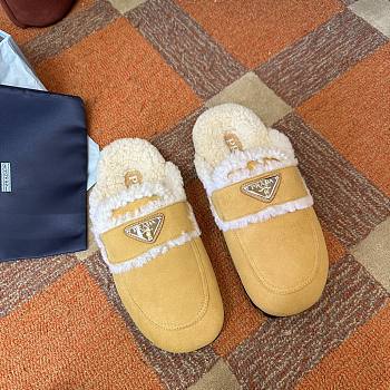 Prada fur slippers brown