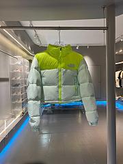 The north face 1996 Green short down jacket - 1