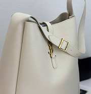 YSL LE5À7 supple LARGE in grained leather white-30x31x13cm - 4