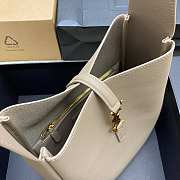 YSL LE5À7 supple small in grained leather  apricot-23x22x8.5cm - 3